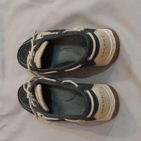 Women's Sperry Size 8 - Picture 3 of 6